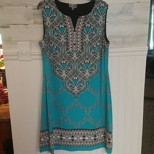 Sleeveless sheath dress